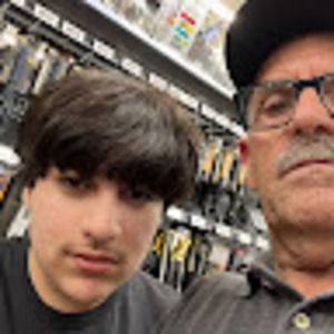 Meet your Posher, Chris